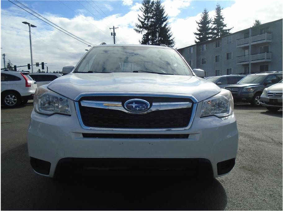 Used 2015 Subaru Forester 2.5i Premium w/ All-Weather Package AWD/4WD image 3