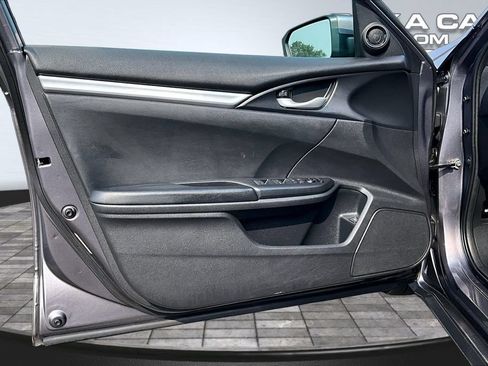 Used 2019 Honda Civic Sport image 21
