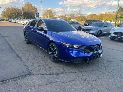 Used 2025 Honda Accord Sport image 27