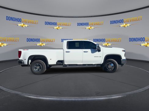 Used 2024 Chevrolet Silverado 3500 LTZ w/ LTZ Plus Package AWD/4WD image 12