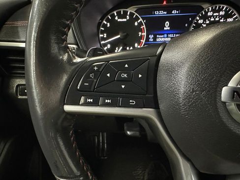 Used 2022 Nissan Altima 2.5 SR FWD image 7