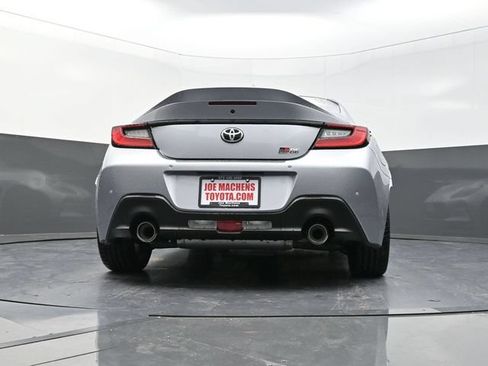 New 2025 Toyota GR86 Premium RWD image 28