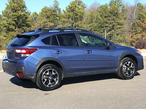 Used 2018 Subaru Crosstrek 2.0i Premium image 3