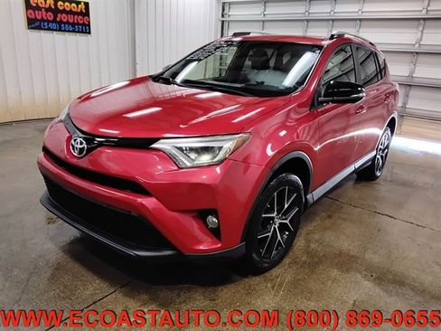 Used 2016 Toyota RAV4 SE image 4