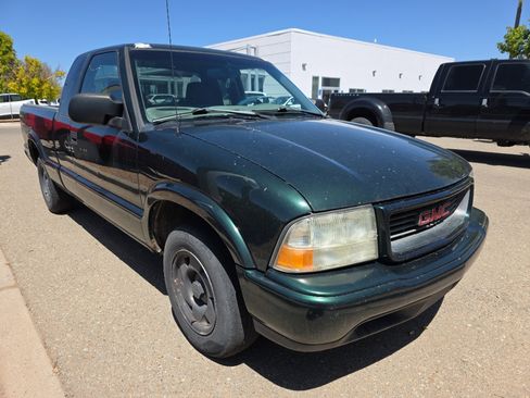 Used 2001 GMC Sonoma SLS w/ Super Spec Pkg 2 RWD image 16
