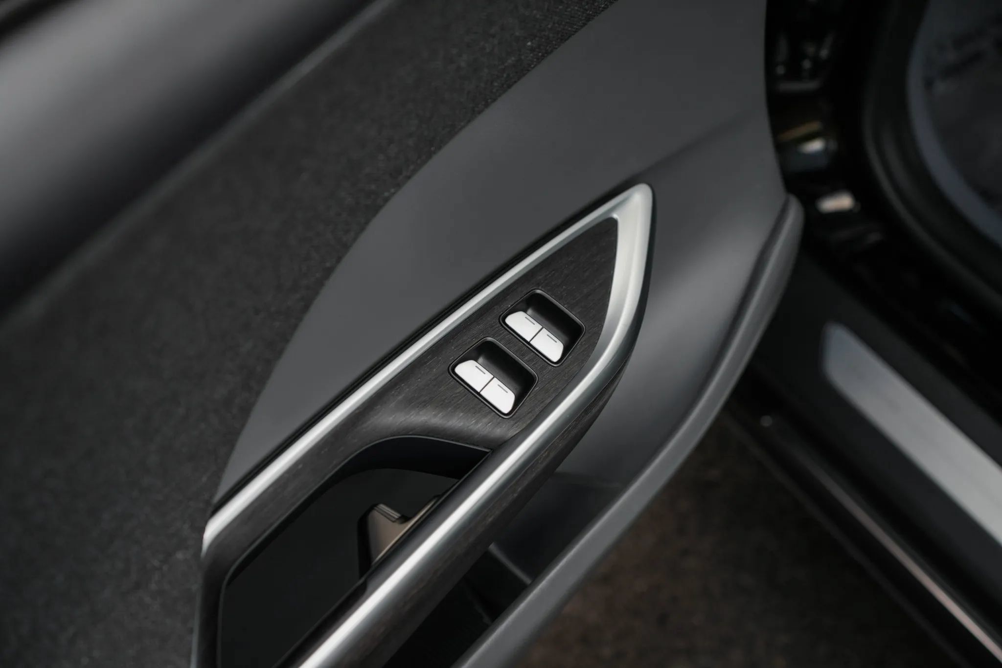Used 2024 Lucid Air Touring AWD/4WD image 10