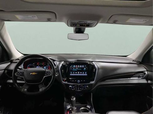 Used 2019 Chevrolet Traverse RS image 21