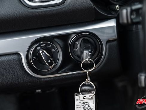 Used 2018 Porsche 718 Cayman RWD image 55