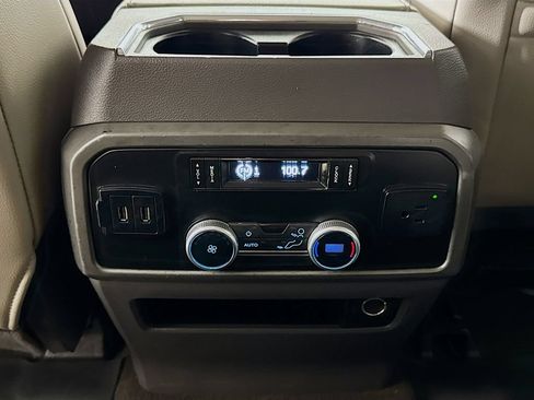 Used 2020 Ford Expedition Max XLT w/ Equipment Group 202A RWD image 23
