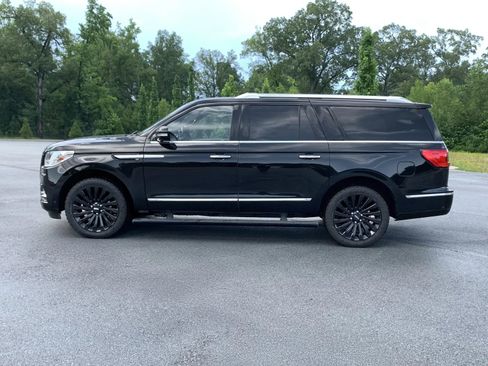Used 2018 Lincoln Navigator L Reserve w/ Technology Package image 4