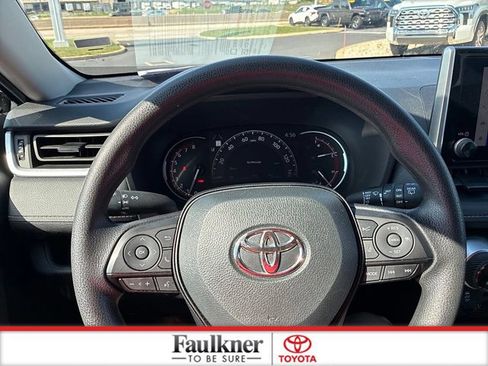 Certified 2025 Toyota RAV4 XLE AWD/4WD image 27