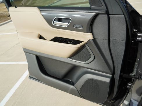 New 2026 INFINITI QX80 Pure w/ Cargo Package image 21