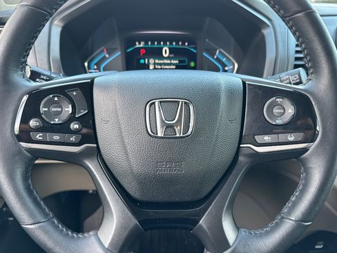 Certified 2023 Honda Odyssey Touring image 11