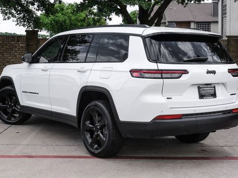 Used 2023 Jeep Grand Cherokee L Limited w/ Black Appearance Package RWD image 20