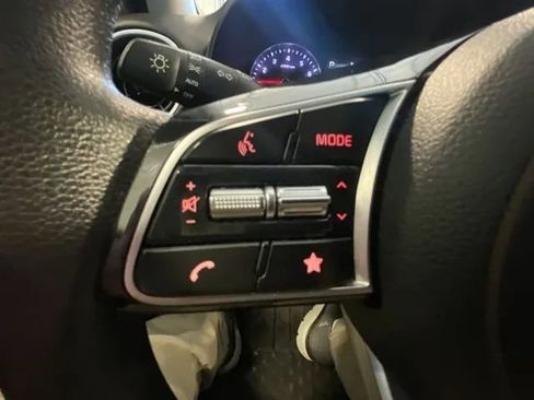 Used 2022 Kia Forte LXS image 25