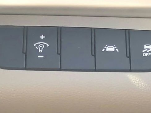 Used 2020 Hyundai Elantra SE image 27