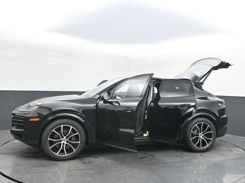 New 2026 Porsche Cayenne image 45