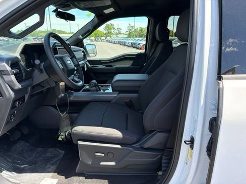 New 2026 Ford F150 XLT w/ XLT Black Appearance Package AWD/4WD image 13
