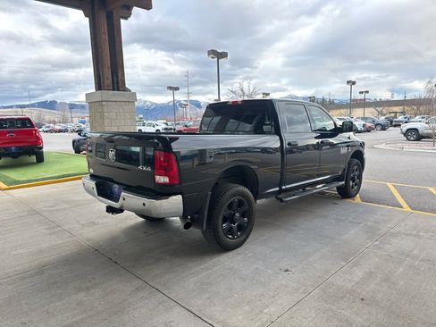 Used 2018 RAM 2500 Tradesman w/ Chrome Appearance Group image 4