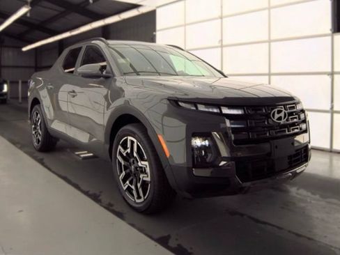 Used 2026 Hyundai Santa Cruz Limited AWD/4WD image 3