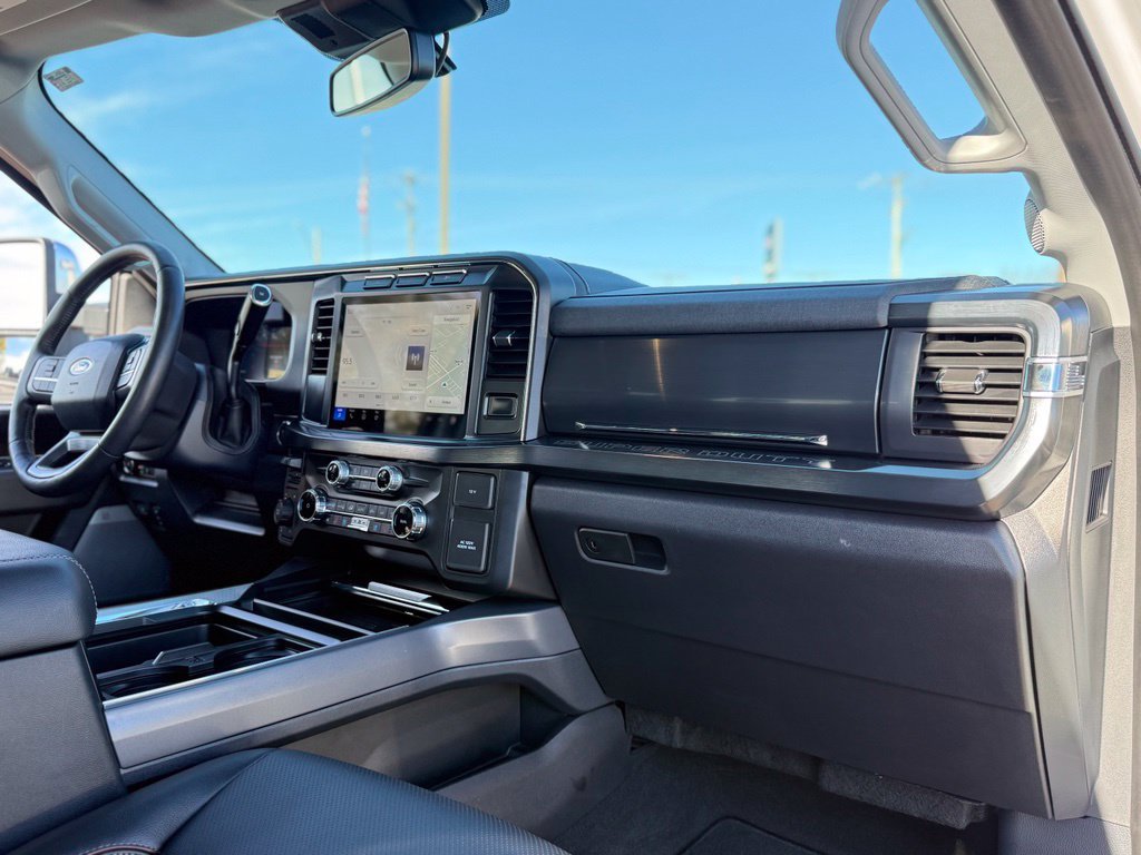 Used 2024 Ford F250 Lariat w/ Chrome Package AWD/4WD image 15
