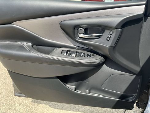 Used 2023 Nissan Murano SL w/ SL Moonroof Package FWD image 13