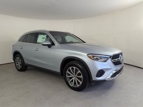 New 2026 Mercedes-Benz GLC 300 4MATIC image 1