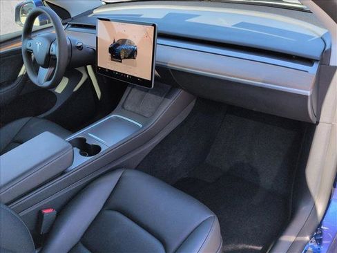 Used 2023 Tesla Model Y Long Range image 23
