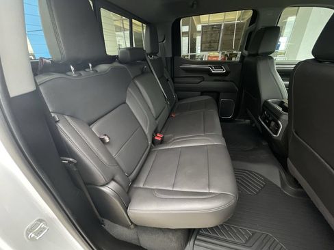 Certified 2025 Chevrolet Silverado 1500 LTZ AWD/4WD image 26