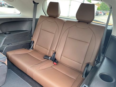 Used 2020 Acura MDX w/ Technology Package FWD image 29