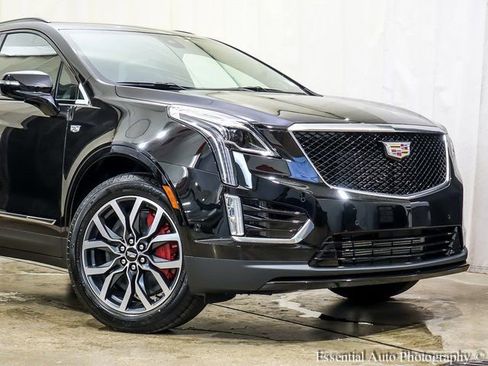New 2025 Cadillac XT5 Sportv w/ Technology Package image 2