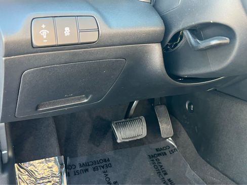 New 2026 Hyundai Elantra Limited FWD image 31
