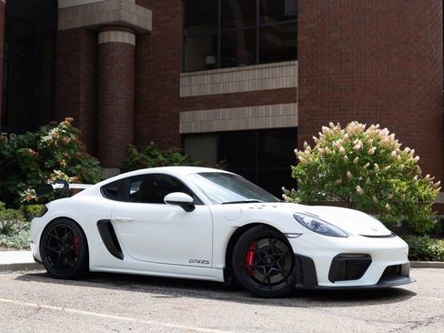 Used 2023 Porsche 718 Cayman GT4 RS image 6