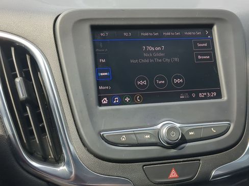 Used 2021 Chevrolet Equinox LT FWD image 14