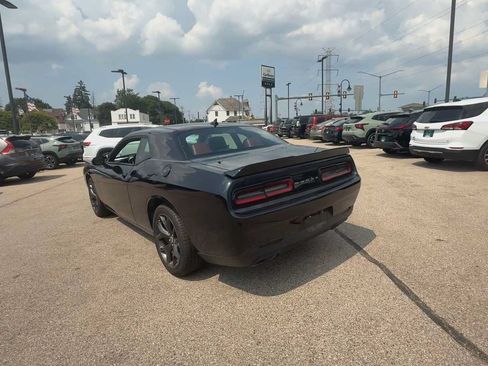 Used 2018 Dodge Challenger R/T Plus RWD image 6