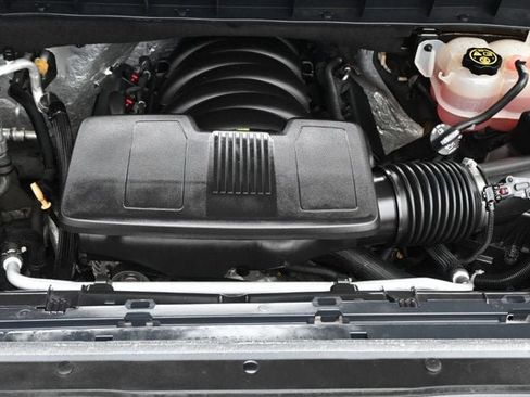 Used 2019 Chevrolet Silverado 1500 RST AWD/4WD image 19