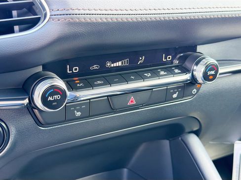 New 2026 MAZDA MAZDA3 2.5 S Hatchback w/ Premium Pkg FWD image 35