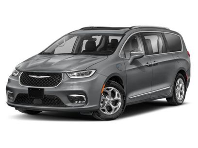 Used 2021 Chrysler Pacifica Touring-L