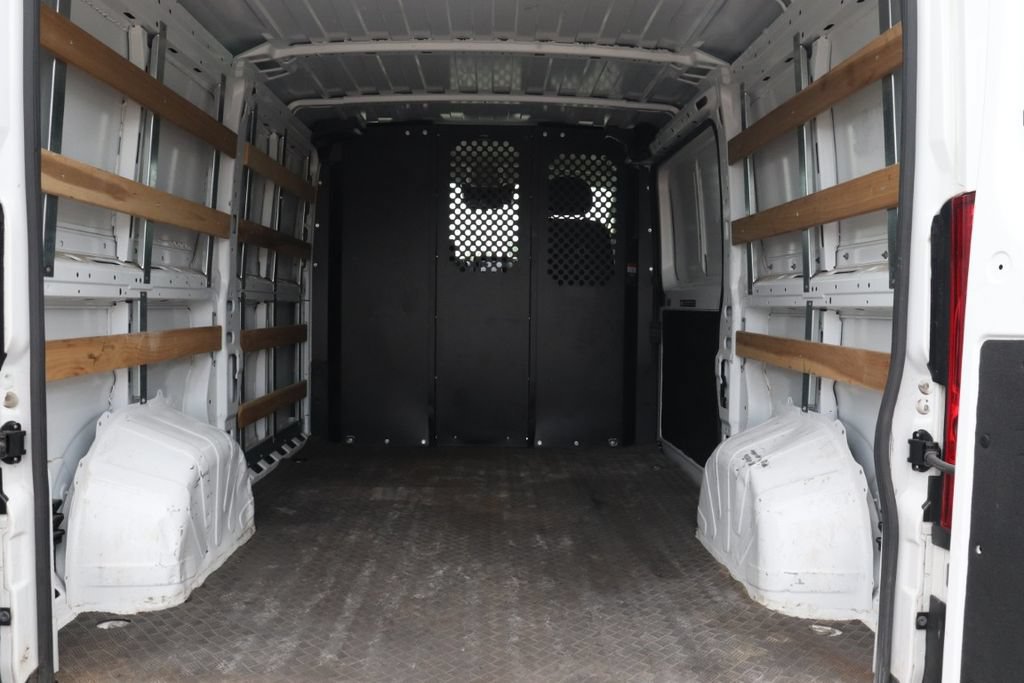 Used 2025 RAM ProMaster 2500 w/ U-Haul Equipment Group FWD image 24
