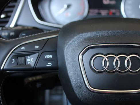 Used 2020 Audi SQ5 Premium w/ Convenience Package AWD/4WD image 32