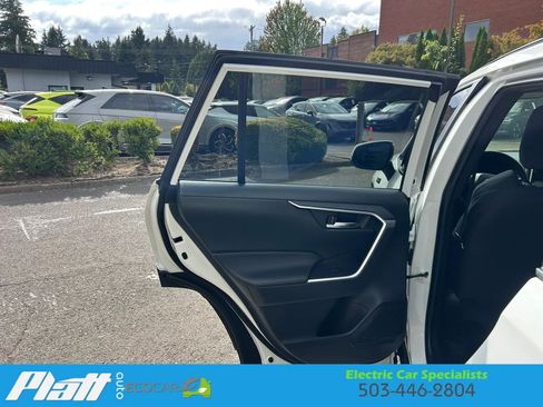 Used 2024 Toyota RAV4 SE AWD/4WD image 26