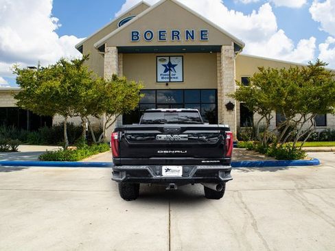 Used 2024 GMC Sierra 3500 Denali Ultimate image 4