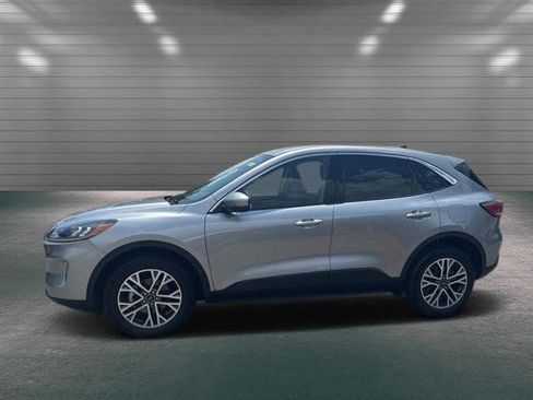 Certified 2022 Ford Escape SEL w/ Technology Package image 4