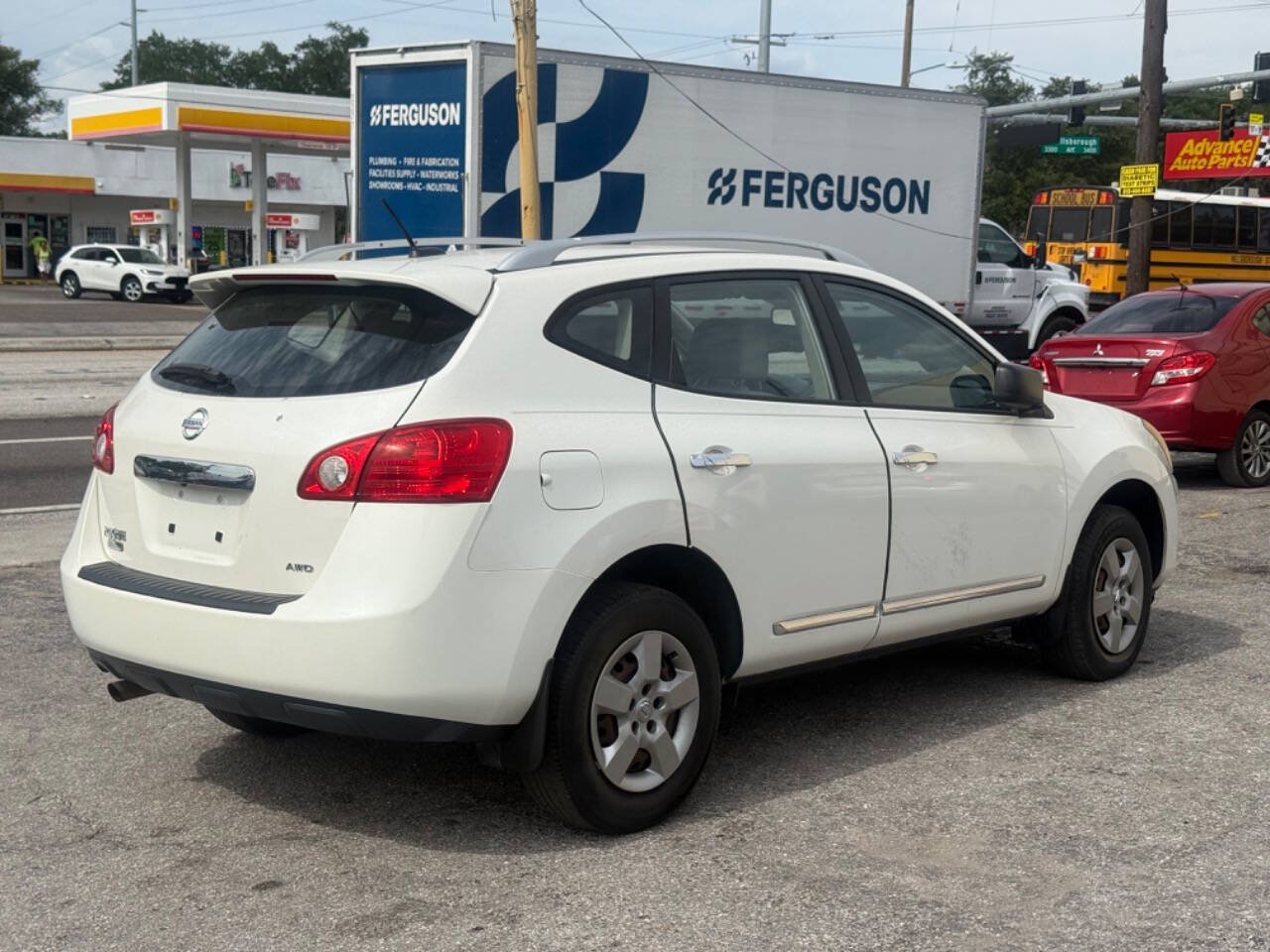 Used 2015 Nissan Rogue S w/ Convenience Package AWD/4WD image 5