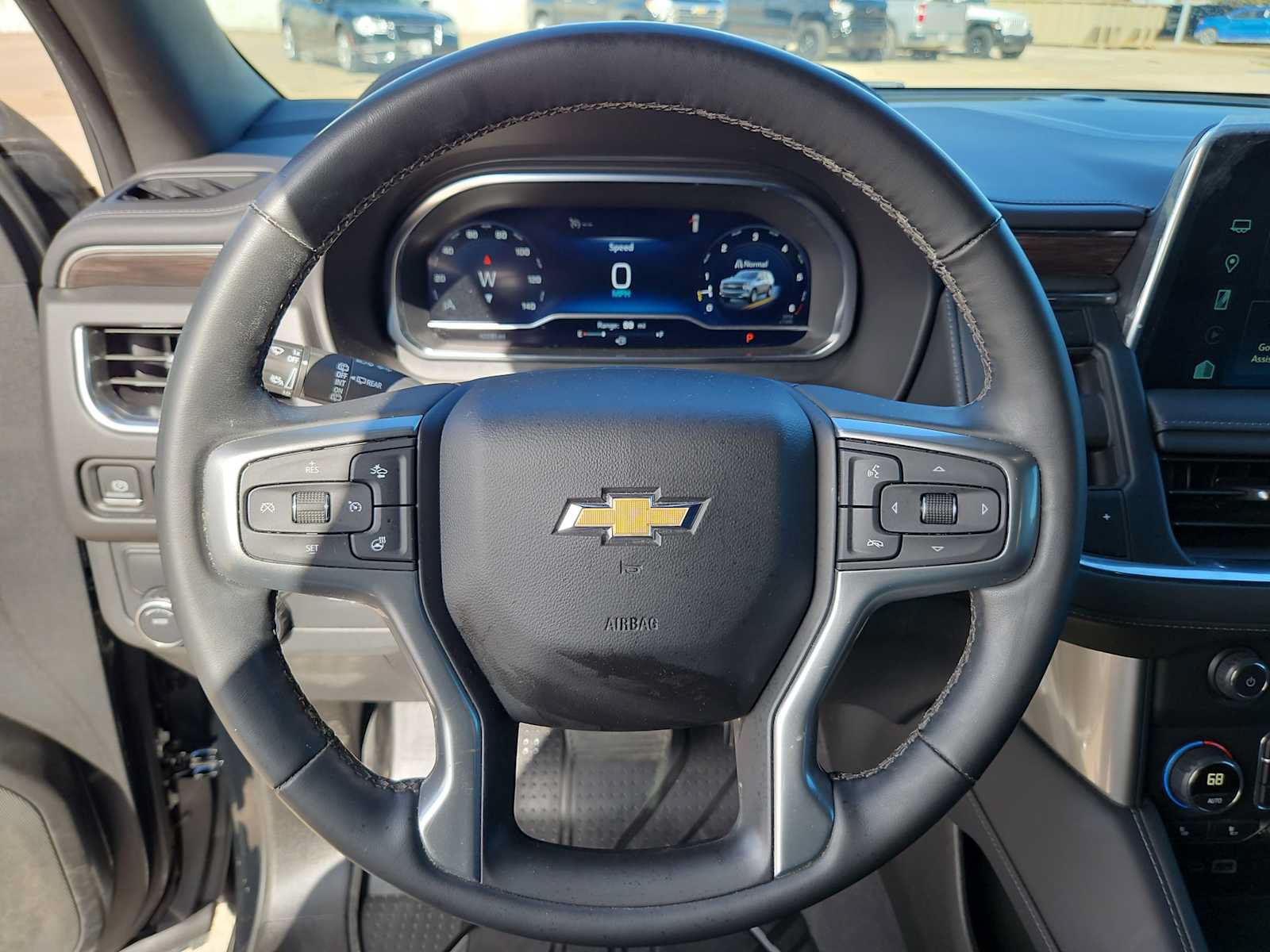 Used 2024 Chevrolet Tahoe LT w/ Luxury Package RWD image 19