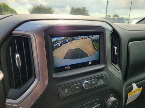 Used 2022 Chevrolet Silverado 1500 Custom w/ Safety Confidence Package image 23