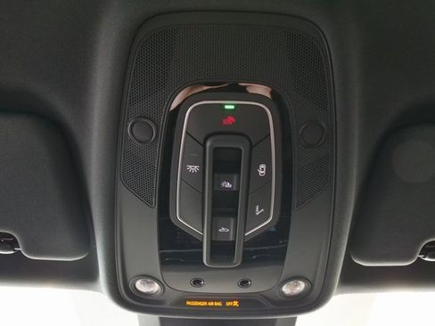 New 2026 Audi Q8 Premium image 33