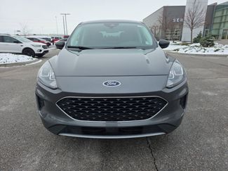 Used 2022 Ford Escape SE w/ Cold Weather Package video 2