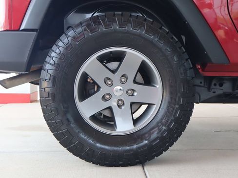 Used 2013 Jeep Wrangler Sport AWD/4WD image 11