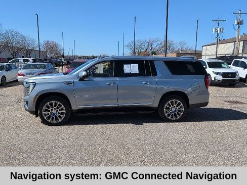 Used 2025 GMC Yukon XL Denali image 3